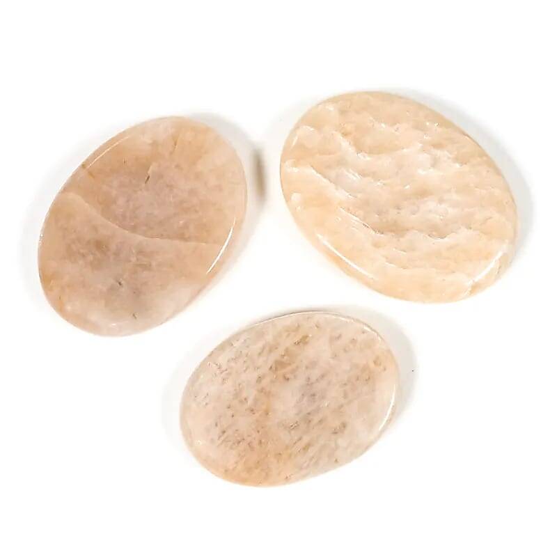 Maansteen duimsteen worry stone met parelmoer glans