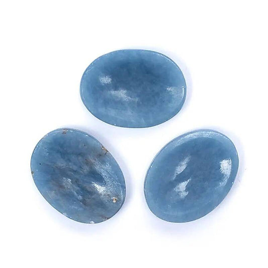 Angeliet duimsteen worry stone in lichtblauw
