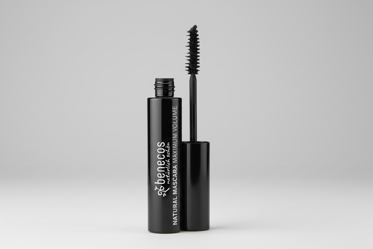 Benecos mascara maximum volume intens zwart 8ml met natuurlijke ingrediënten en vitamine E voor gevoelige ogen 