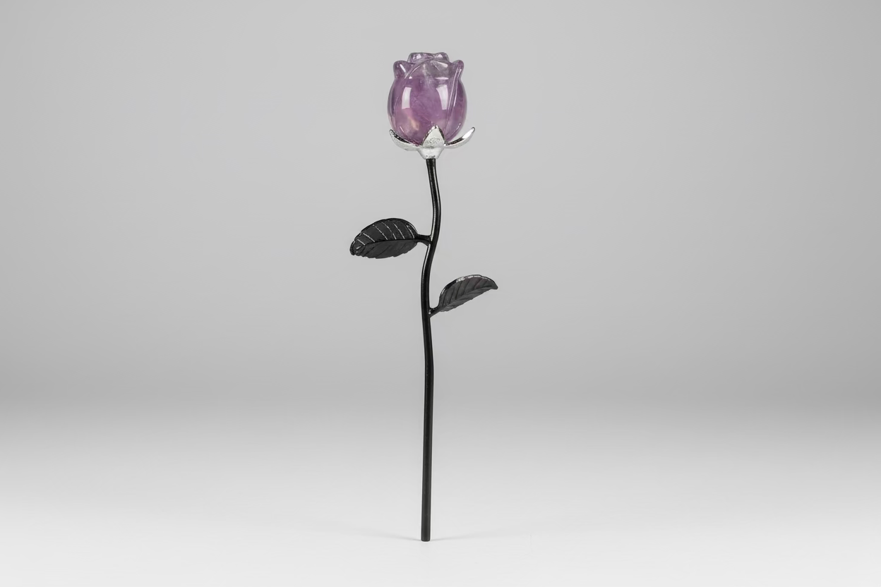 Rozenkwarts roos op metalen steel met blaadjes - handgemaakt Valentijnscadeau
