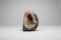 Citrin (erhitzter Amethyst) geschliffener Sockel 29