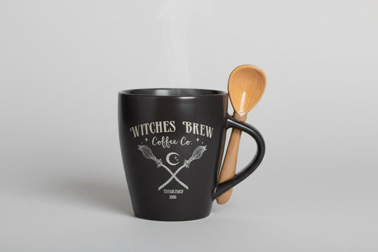 Hekserige mok met lepel van Witches Brew Coffee Co, 500ml