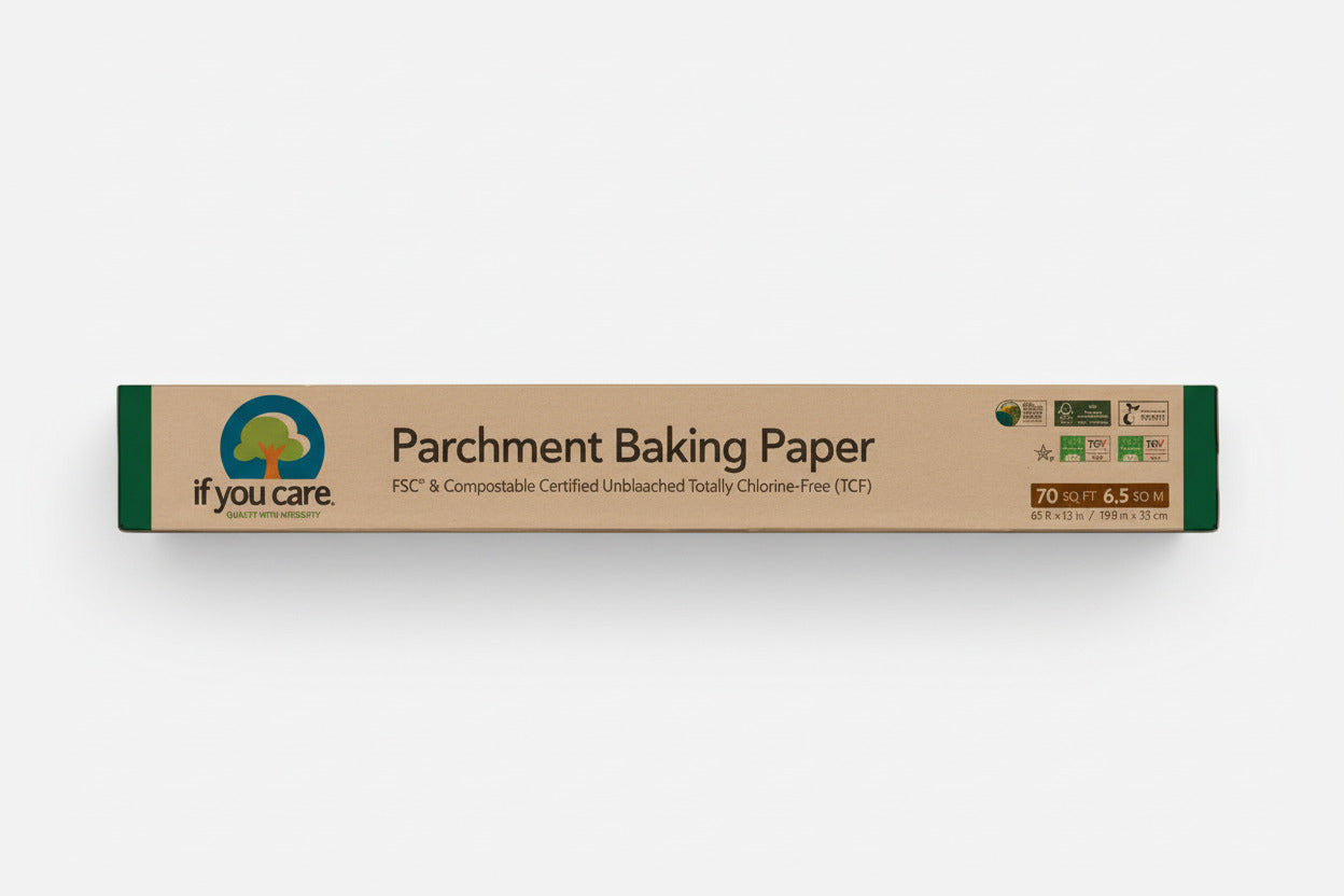 If You Care ongebleekt bakpapier rol 19,8 m lang, natuurlijk opgerold op houten tafel