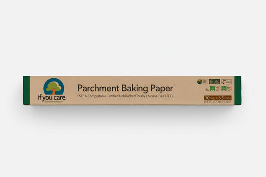 If You Care ongebleekt bakpapier rol 19,8 m lang, natuurlijk opgerold op houten tafel