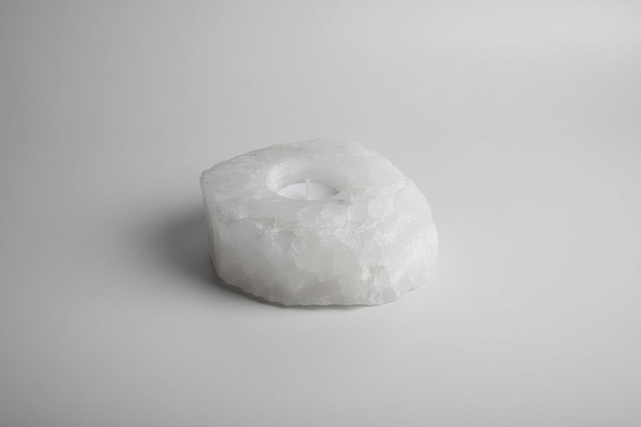 Teelicht aus grobem Bergkristall