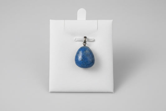 Lapis lazuli hanger met diepblauwe kleur en pyriet