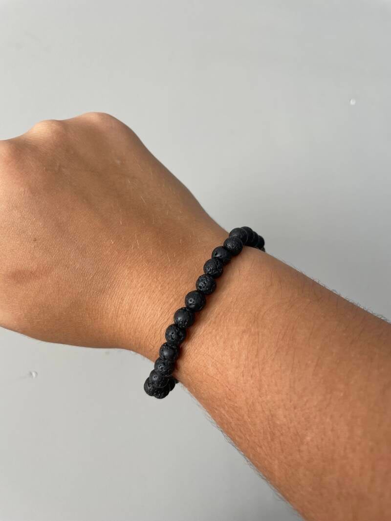 Lavasteen armband
