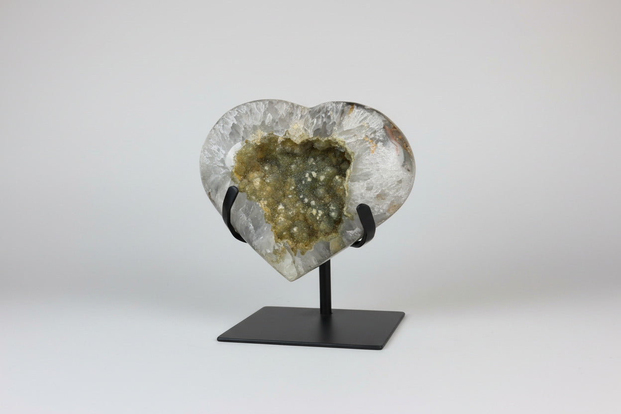 Groen Amethist Hart op Standaard - Statement Piece