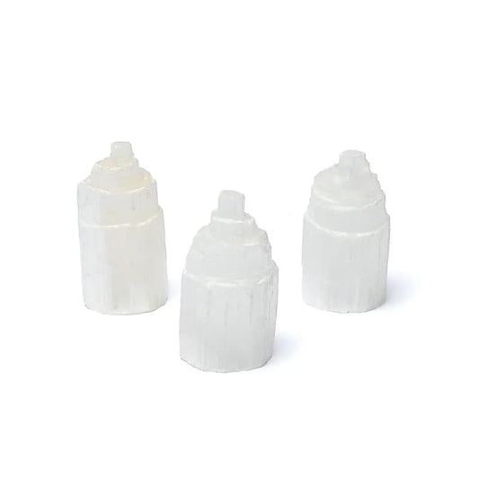 Kleine seleniet toren van 6 cm met zachte witte kleur